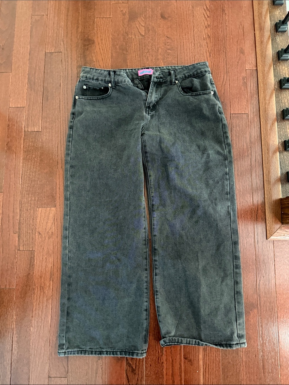Edikted Raelynn Washed Low Rise Baggy Jeans